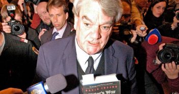 Israeli Minister Bennett calls on Poland to deny entry to British Holocaust denier David Irving