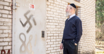 Arson fire and swastikas at Moscow yeshiva