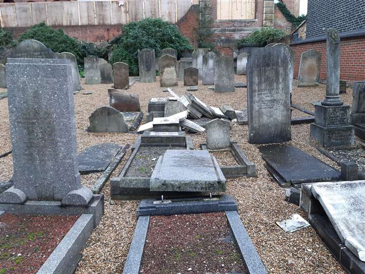 Headstones smashed at old Jewish cemetery near London ...