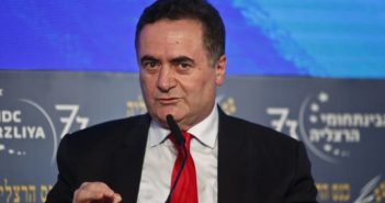Israel’s FM welcomes UNESCO’s decision to delist Belgian carnival over antisemitic float