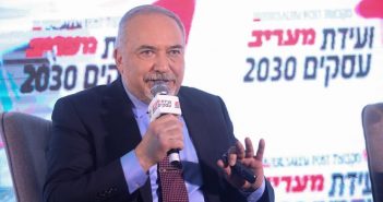 Lieberman: ‘No more unity, we will form a government without Netanyahu’