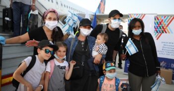 Aliyah to Israel on the rise, despite COVID-19 and bureaucracy bottlenecks