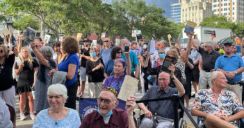 Hundreds rally against hate, anti-Semitism post-graffiti at Florida Holocaust Museum
