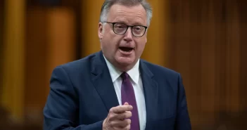 Canada to outlaw Holocaust denial, downplaying of Nazi persecution of Jews