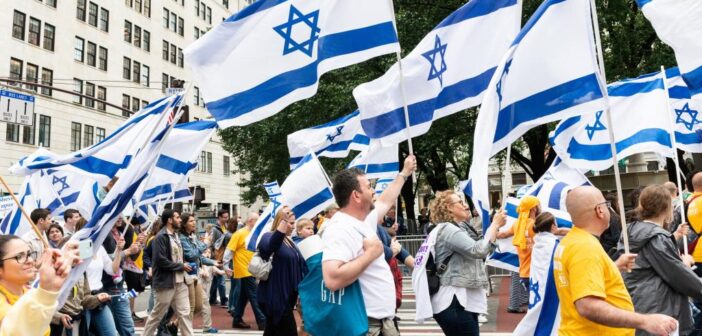 Tens of thousands attend ‘Celebrate Israel Parade’ in New York