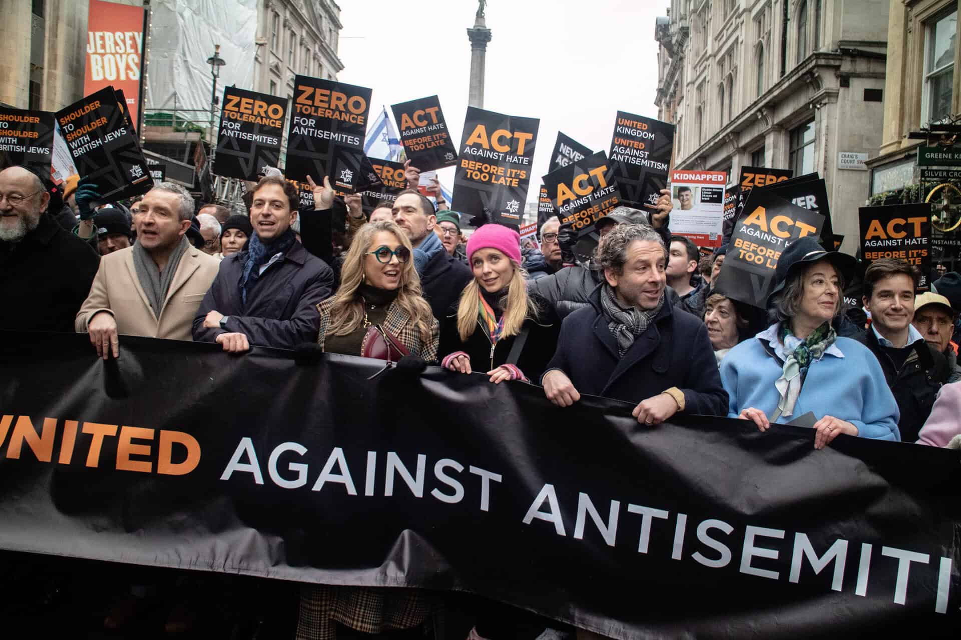 Trump lawyer floats asylum for British Jews