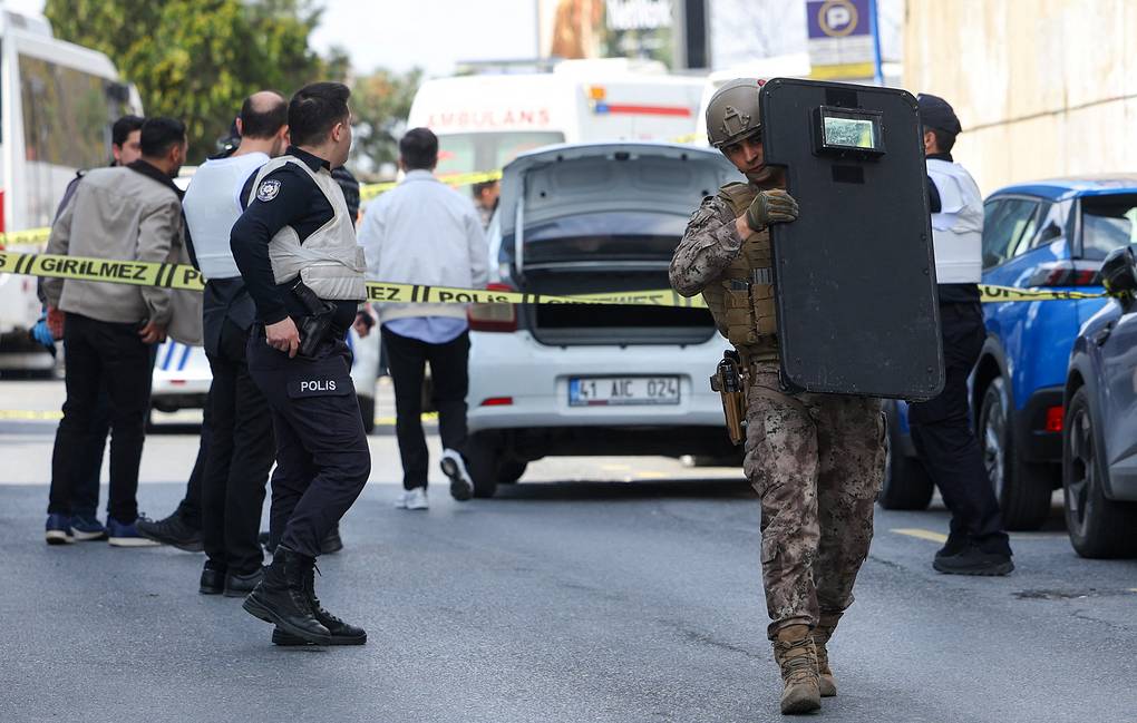 Attacker killed, two others injured in gun battle near Israeli consulate in...