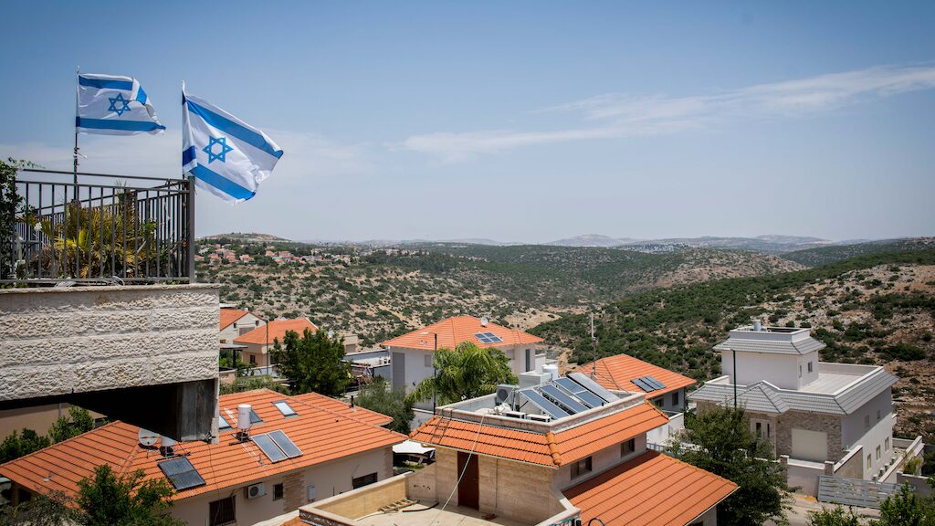 Dutch plan to ban settlement goods targets tiny Israel trade