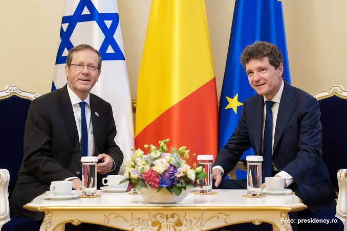Herzog in Romania urges European leaders to reject Israel boycotts