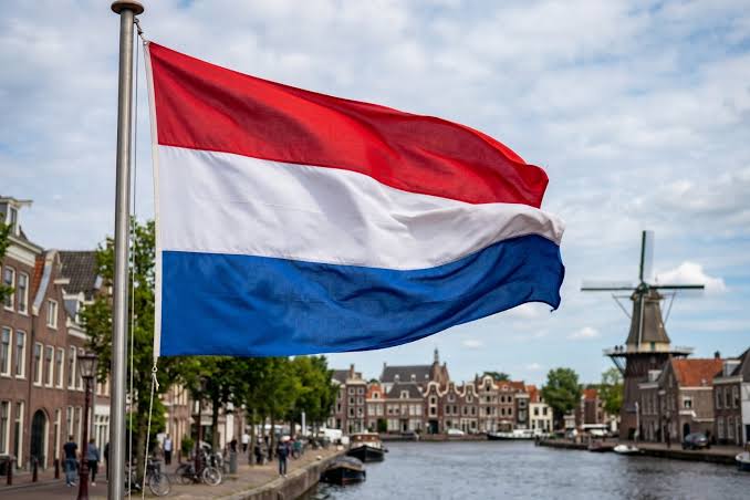 Dutch ban on Judea, Samaria products to start Sept. 22