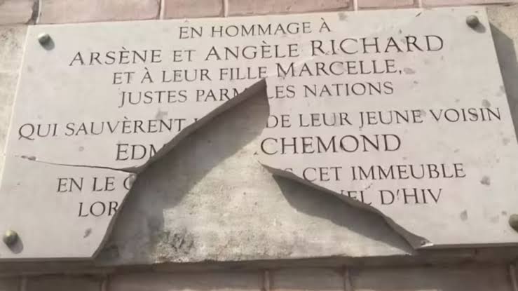 Rescuers’ plaque vandalized before Paris Holocaust ceremony