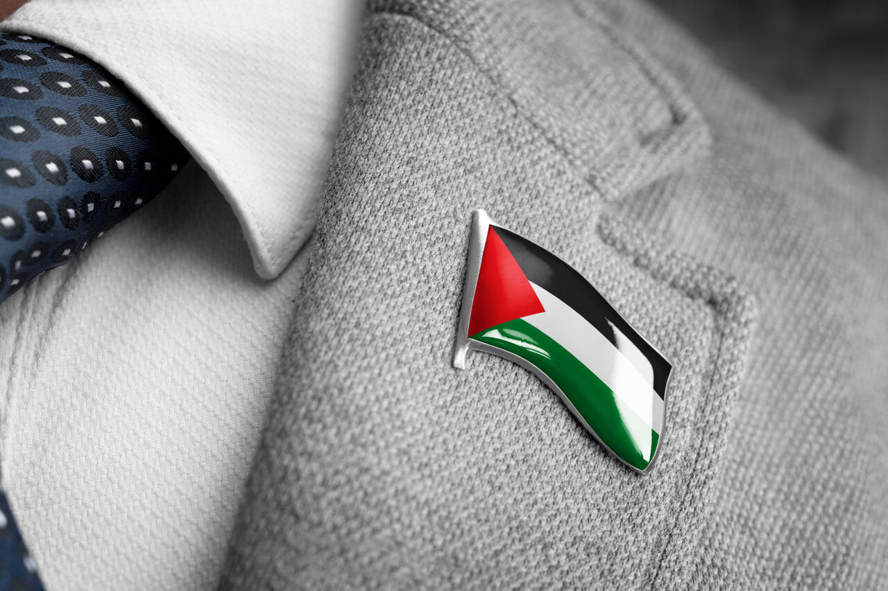 Heathrow security guard loses discrimination suit over Palestinian pin